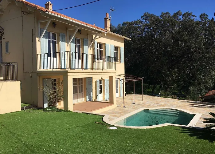 Sm26 19 Maxime Avec Piscine Apercu Proche Centre * Sainte-Maxime